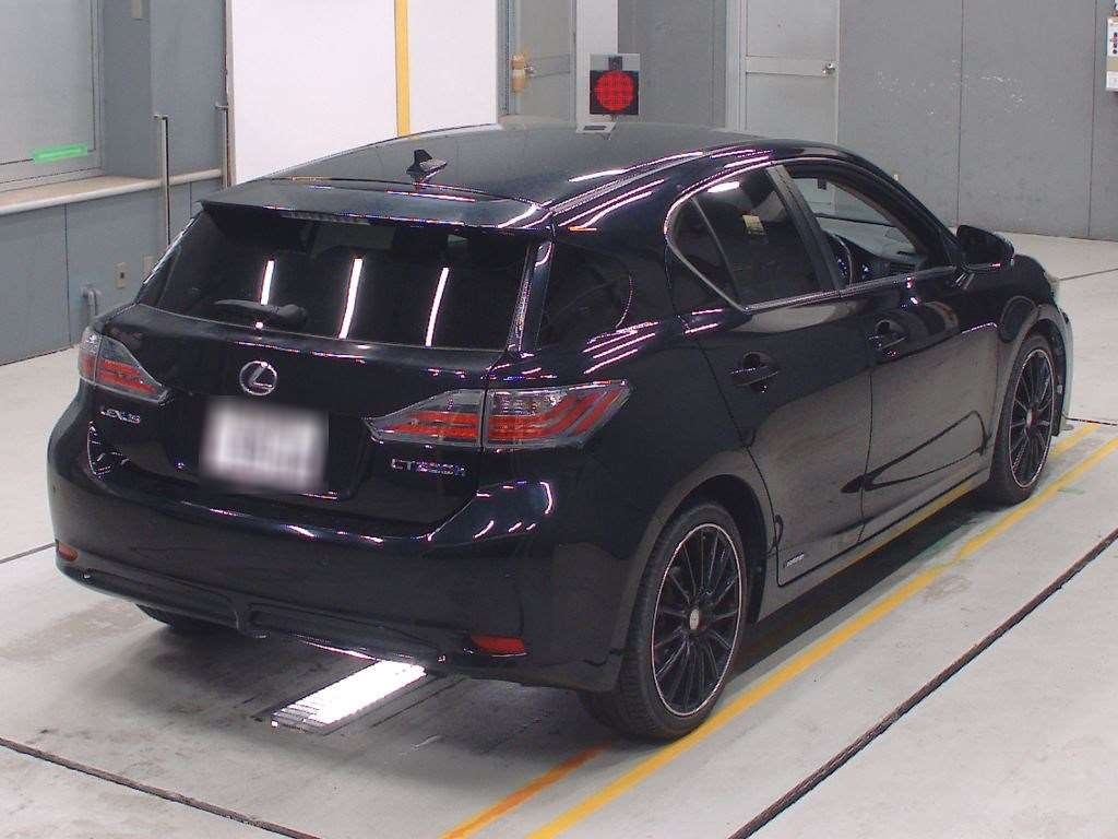 LEXUS CT200H