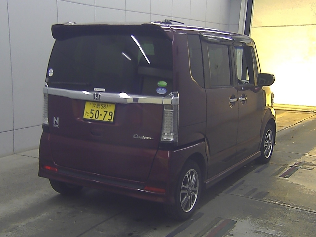 HONDA N-BOX