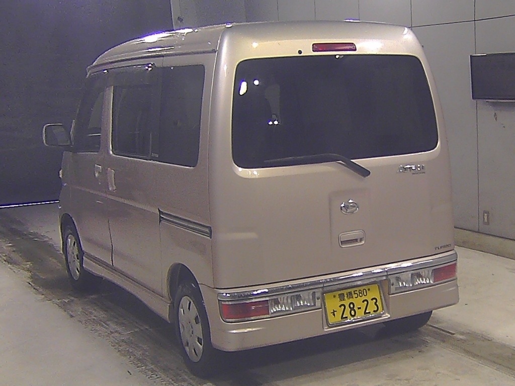 DAIHATSU ATRAI