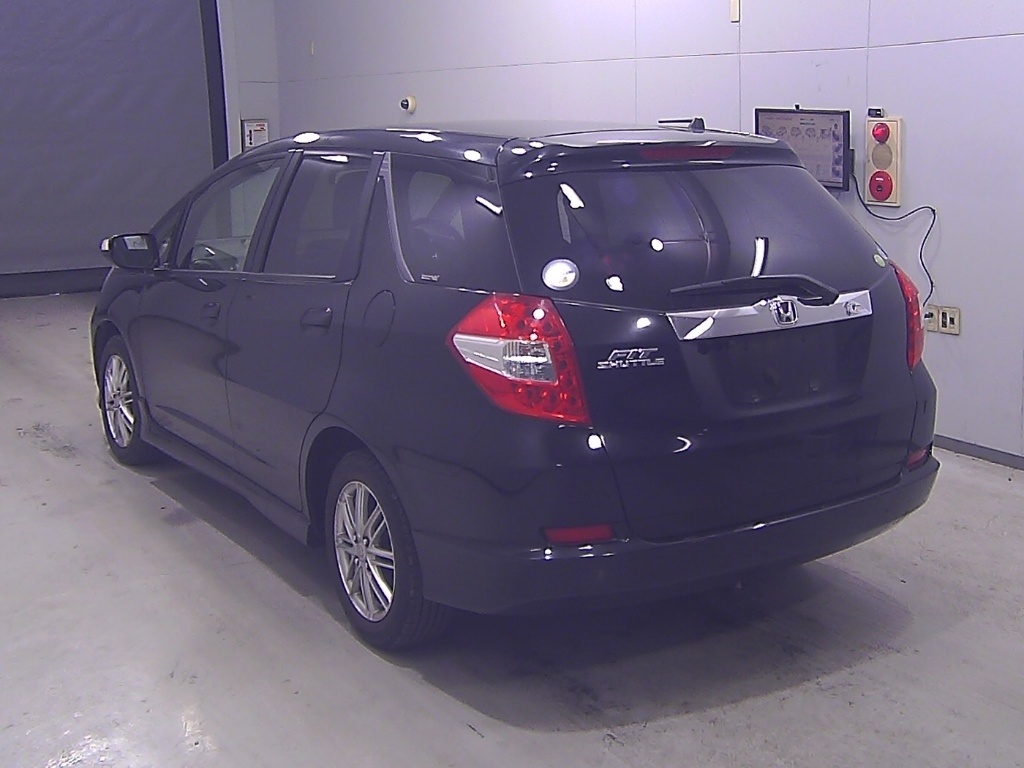 HONDA FIT SHUTTLE