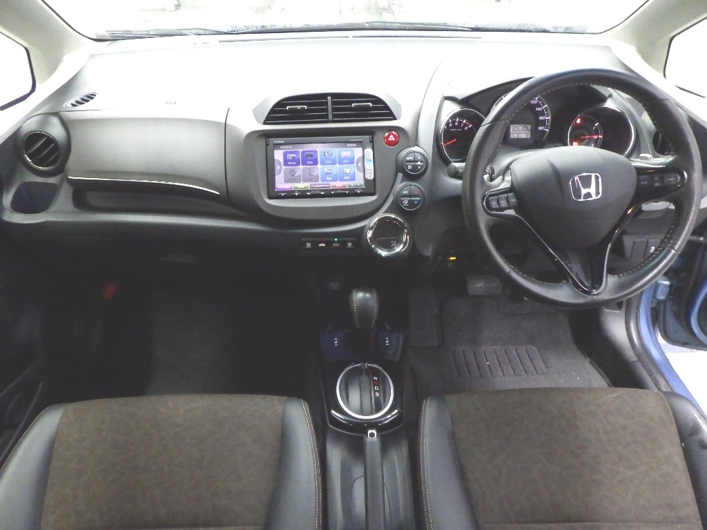 HONDA FIT SHUTTLE