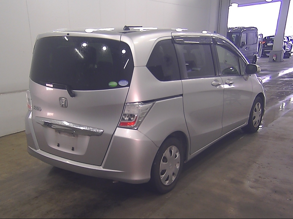 HONDA FREED
