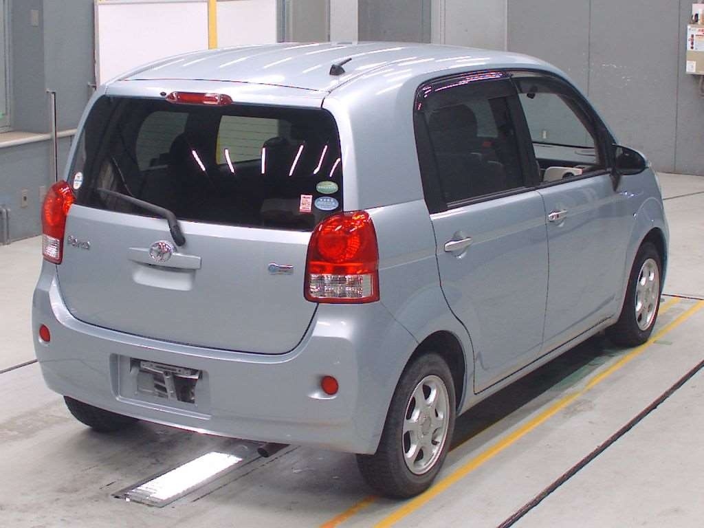 TOYOTA PORTE