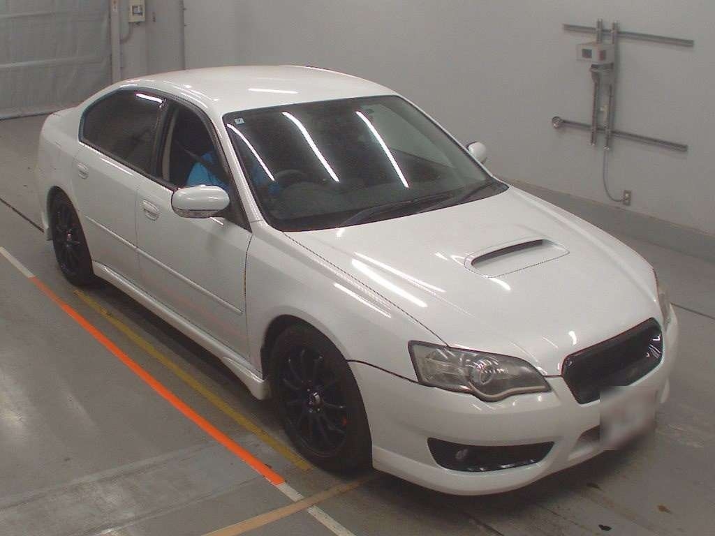 SUBARU LEGACY B4