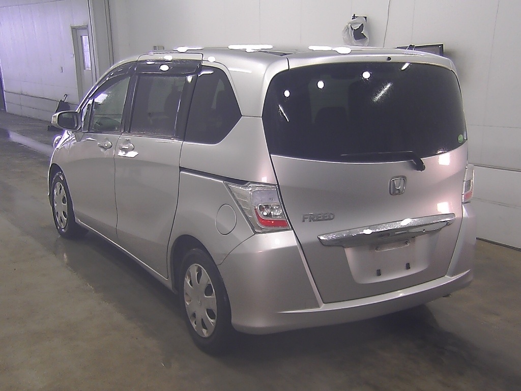 HONDA FREED