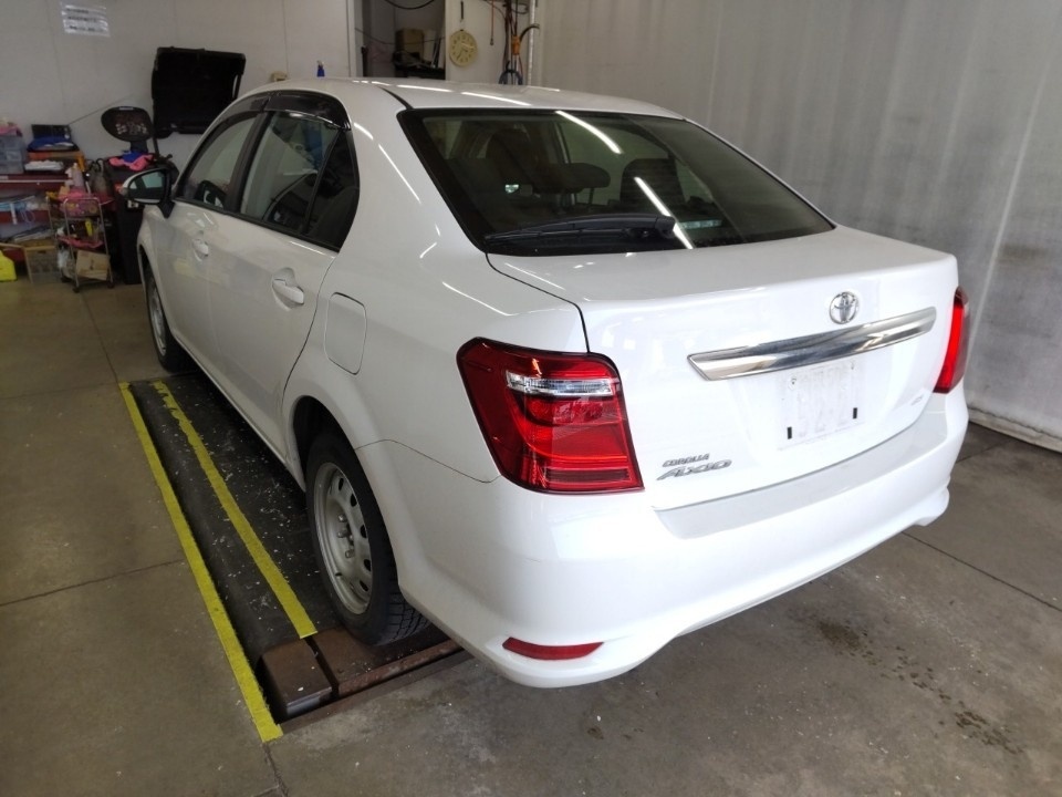 TOYOTA COROLLA AXIO