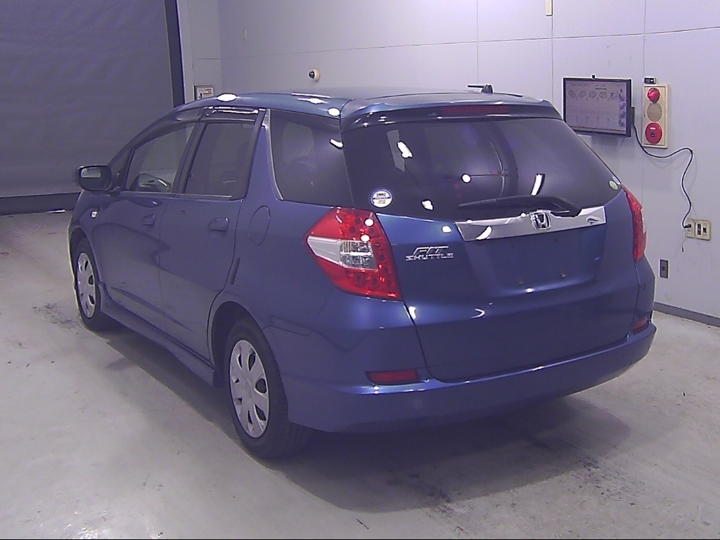 HONDA FIT SHUTTLE