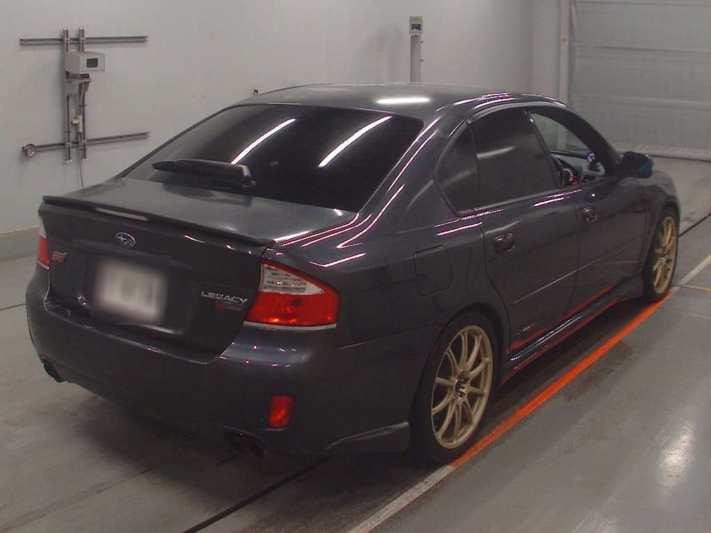 SUBARU LEGACY B4