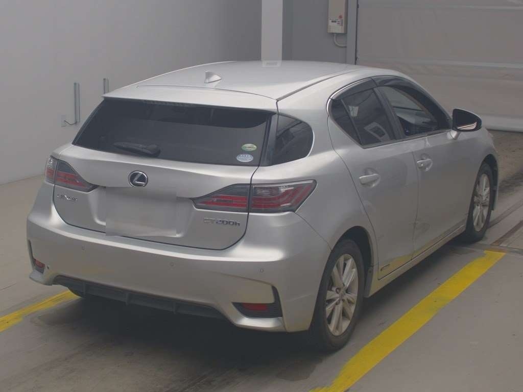 LEXUS CT200H