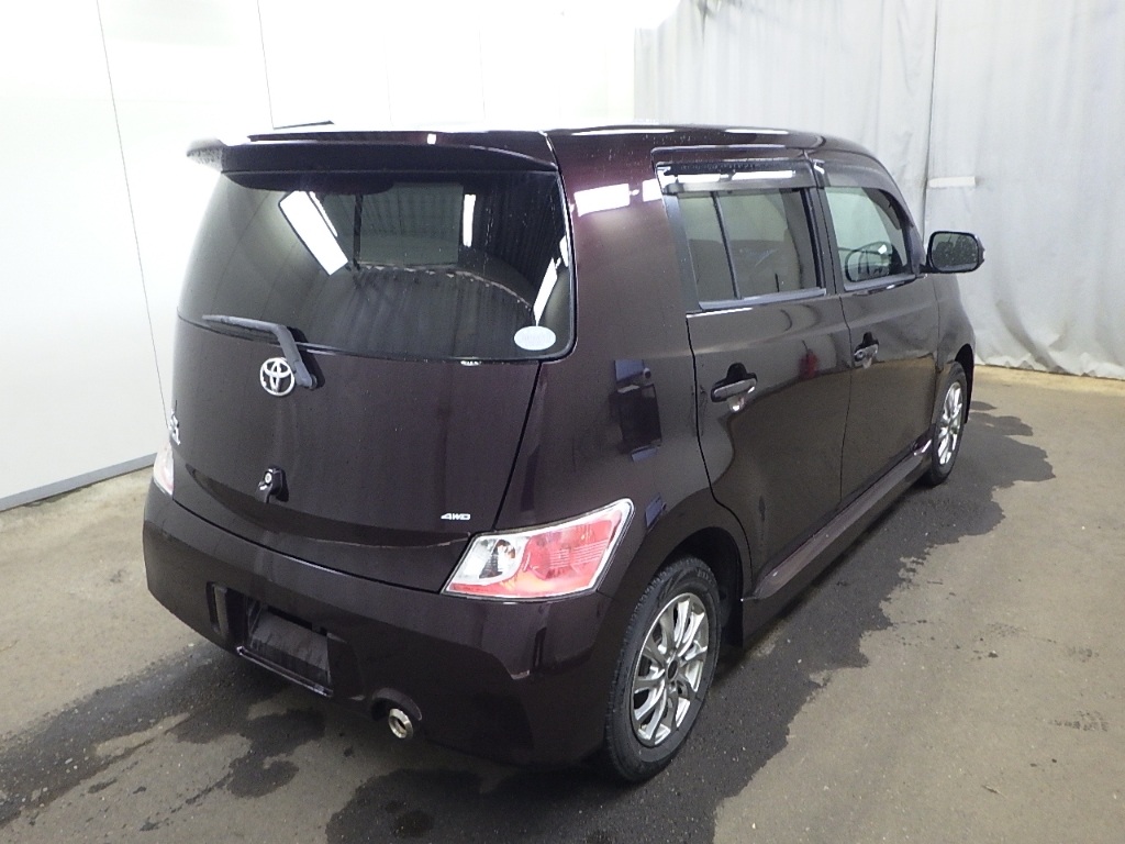 TOYOTA BB