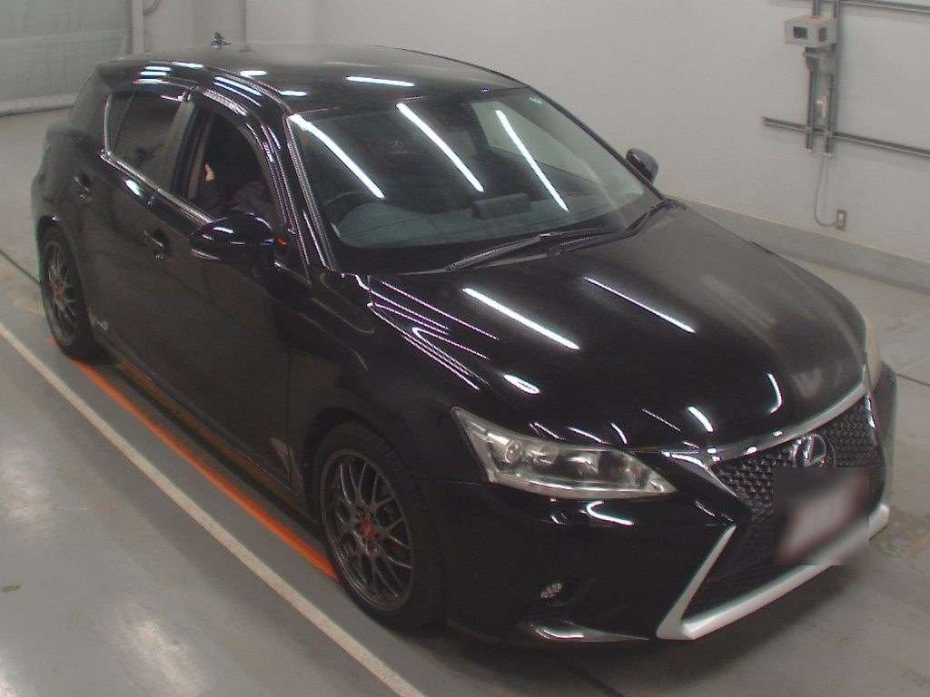 LEXUS CT200H