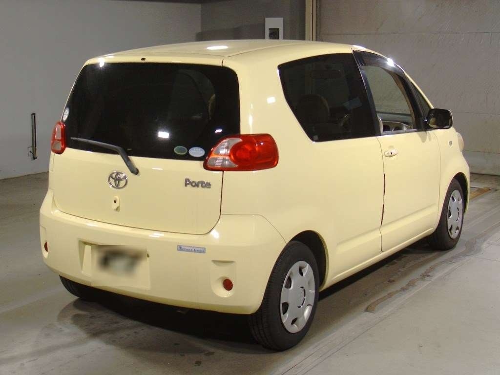 TOYOTA PORTE