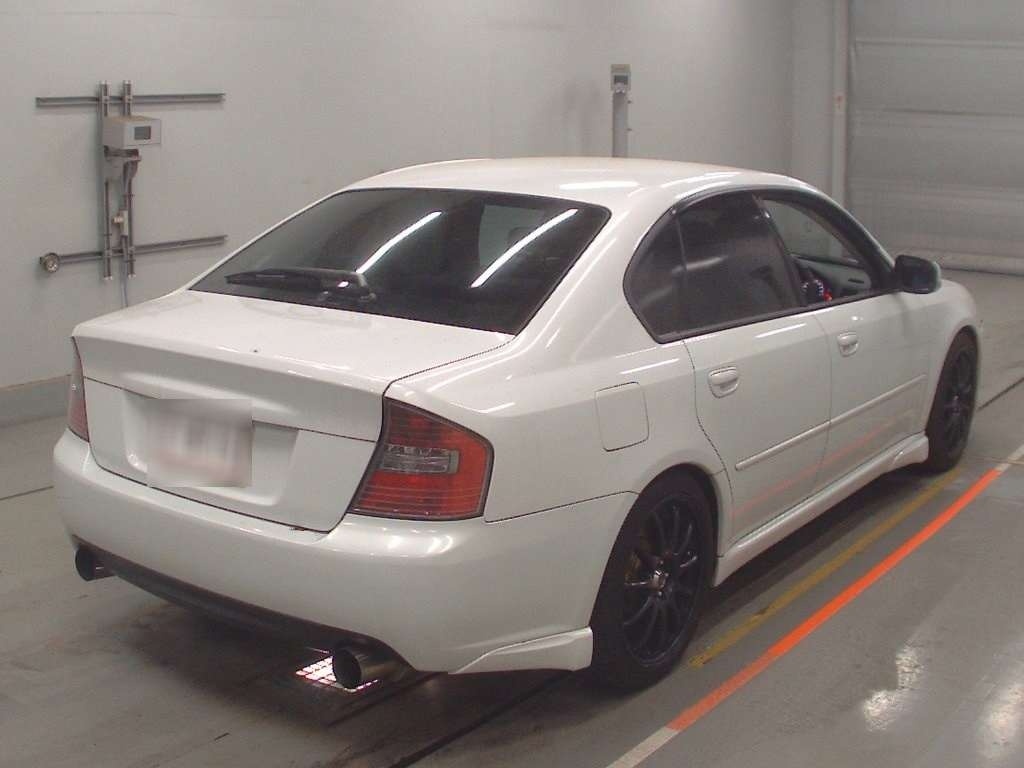 SUBARU LEGACY B4