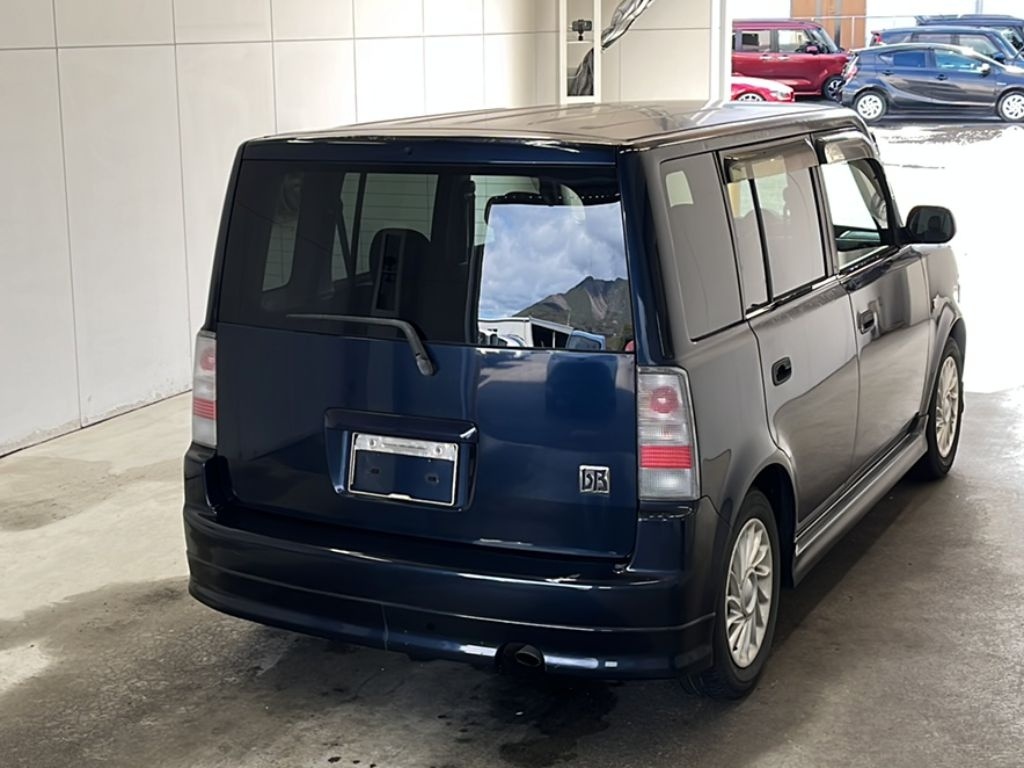 TOYOTA BB