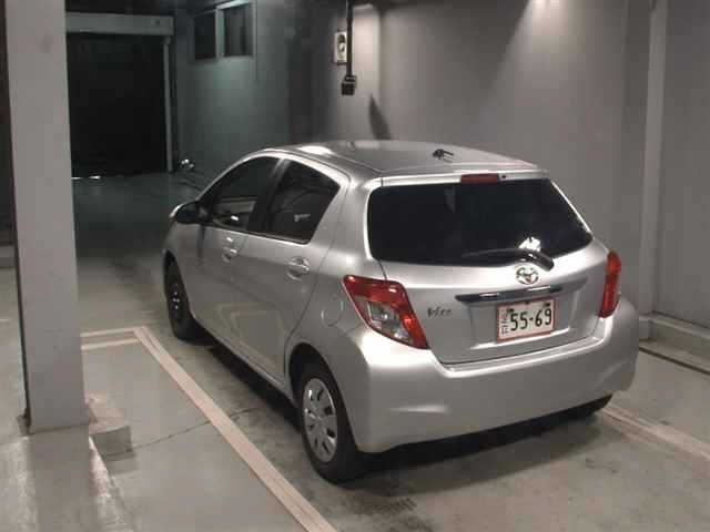 TOYOTA VITZ