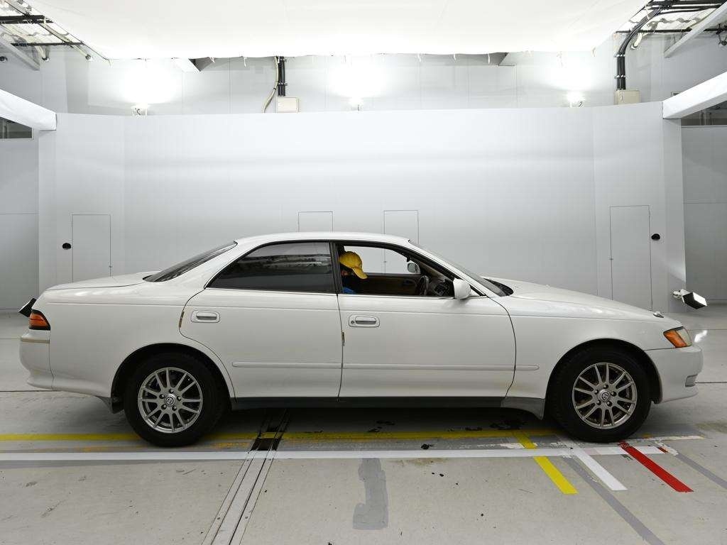 TOYOTA MARK II