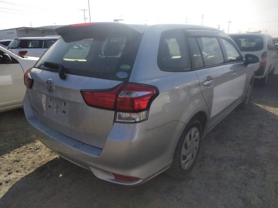 TOYOTA COROLLA FIELDER