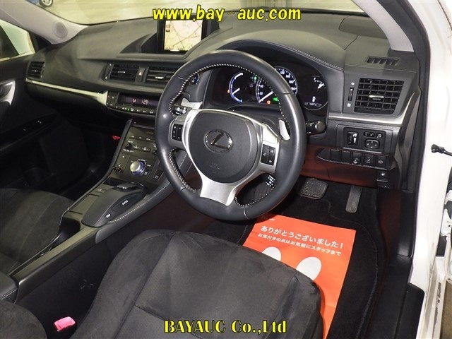 LEXUS CT200H