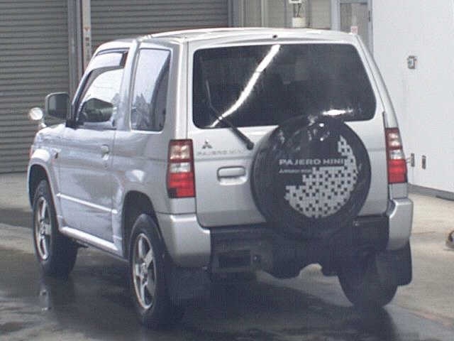 MITSUBISHI PAJERO MINI