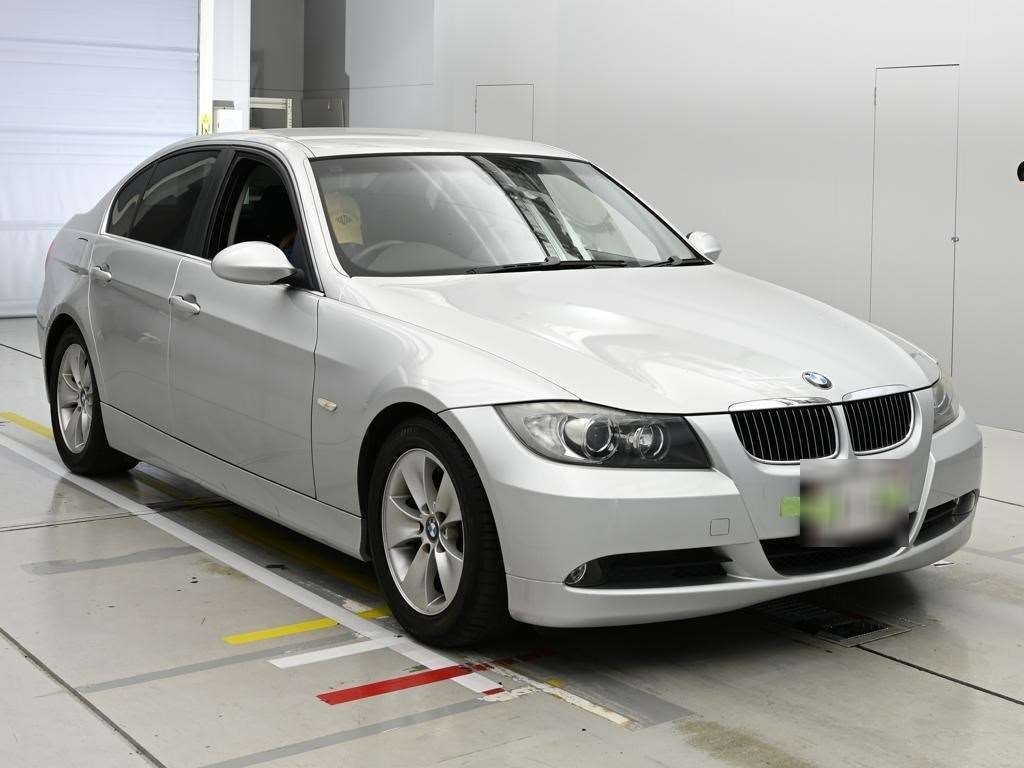 BMW 3-SERIES