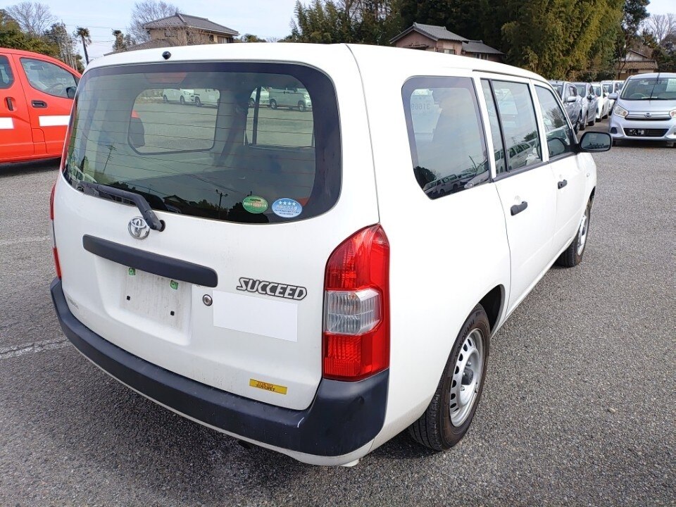 TOYOTA PROBOX