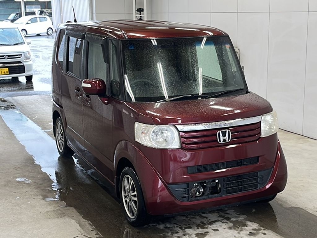 HONDA N-BOX