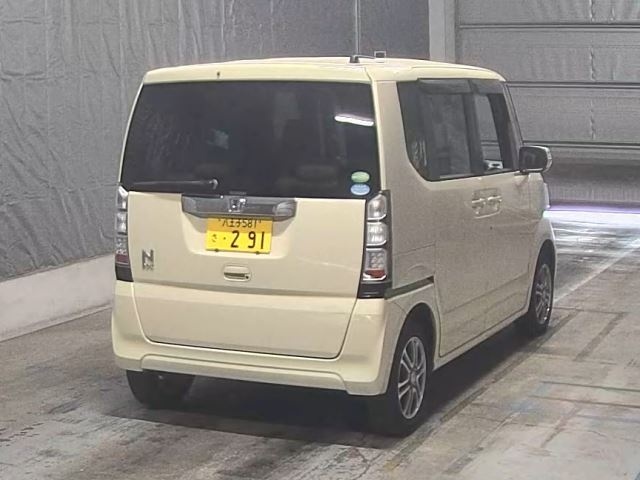 HONDA N-BOX
