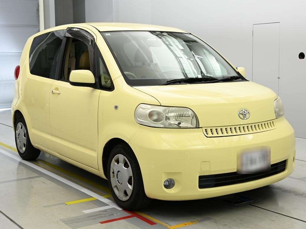 TOYOTA PORTE
