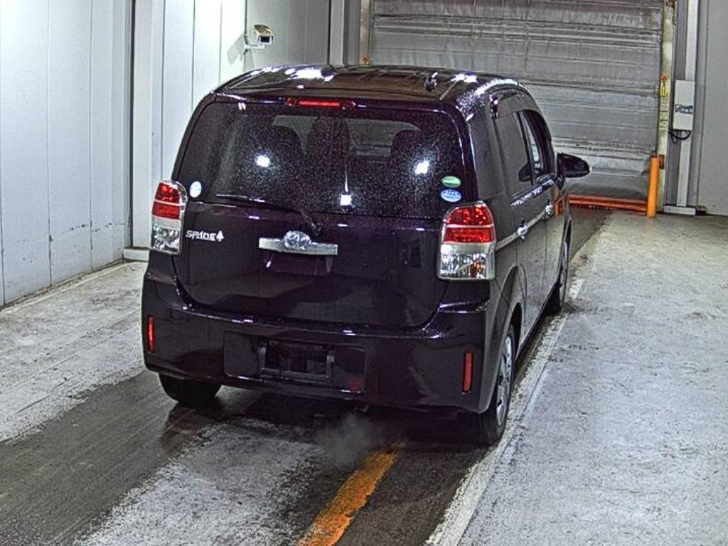 TOYOTA SPADE
