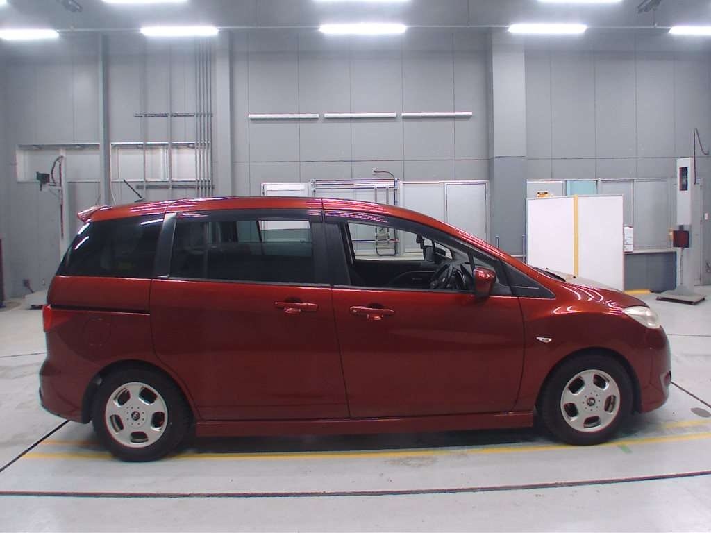 NISSAN LAFESTA