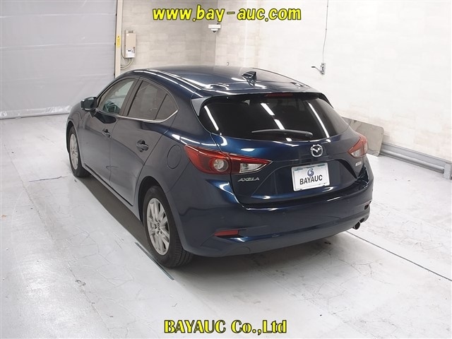 MAZDA AXELA