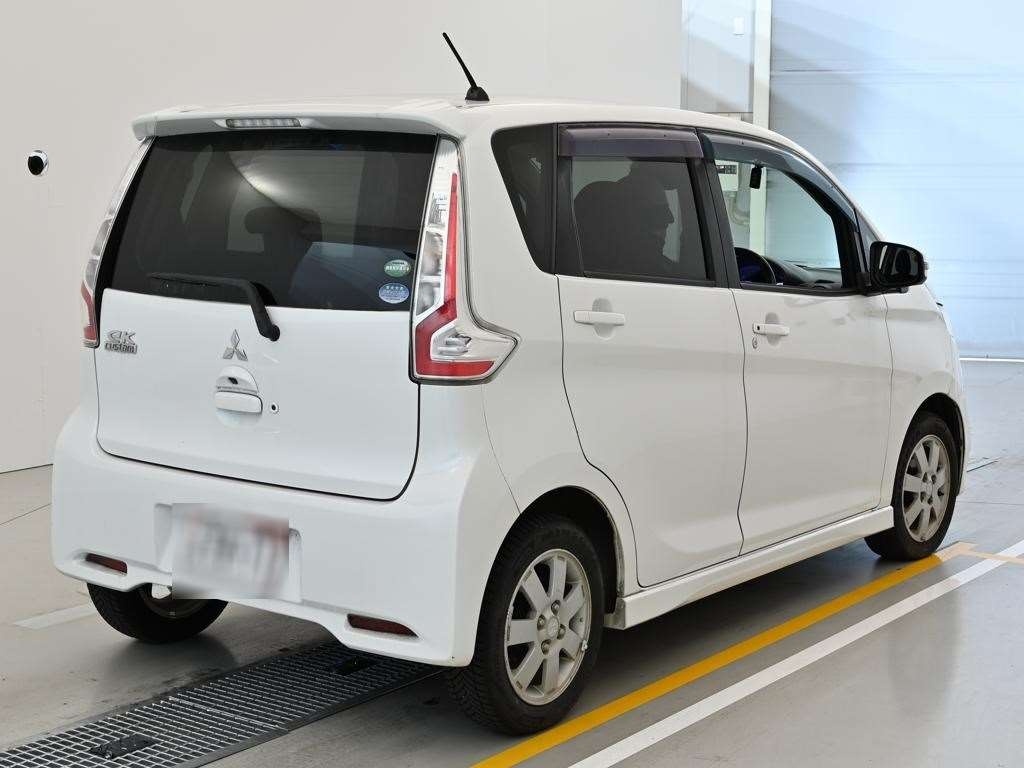 MITSUBISHI EK CUSTOM
