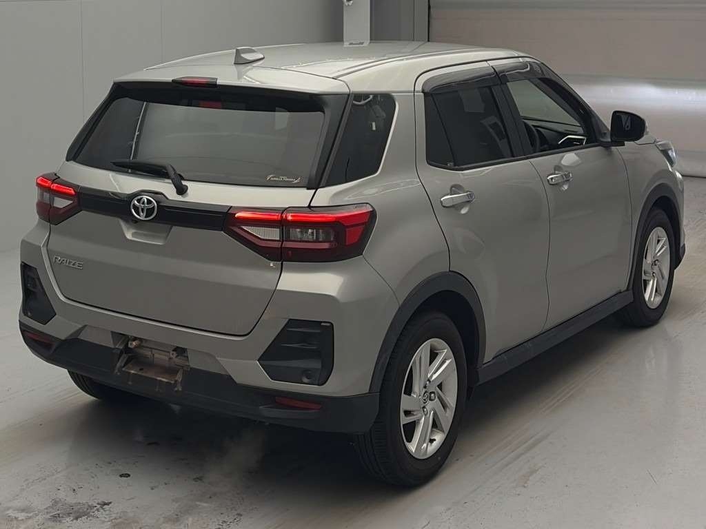 TOYOTA RAIZE