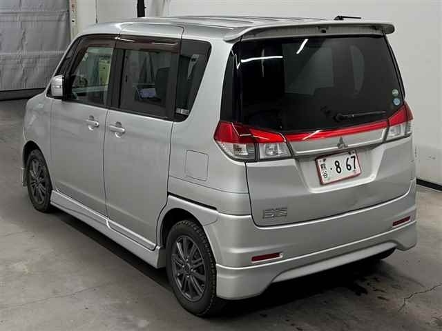 MITSUBISHI DELICA D:2