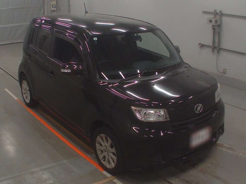 TOYOTA BB