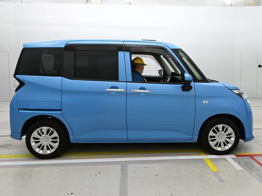 TOYOTA TANK