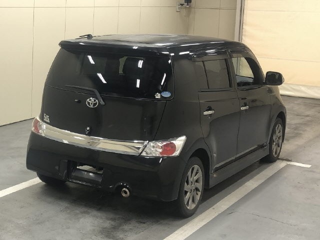 TOYOTA BB