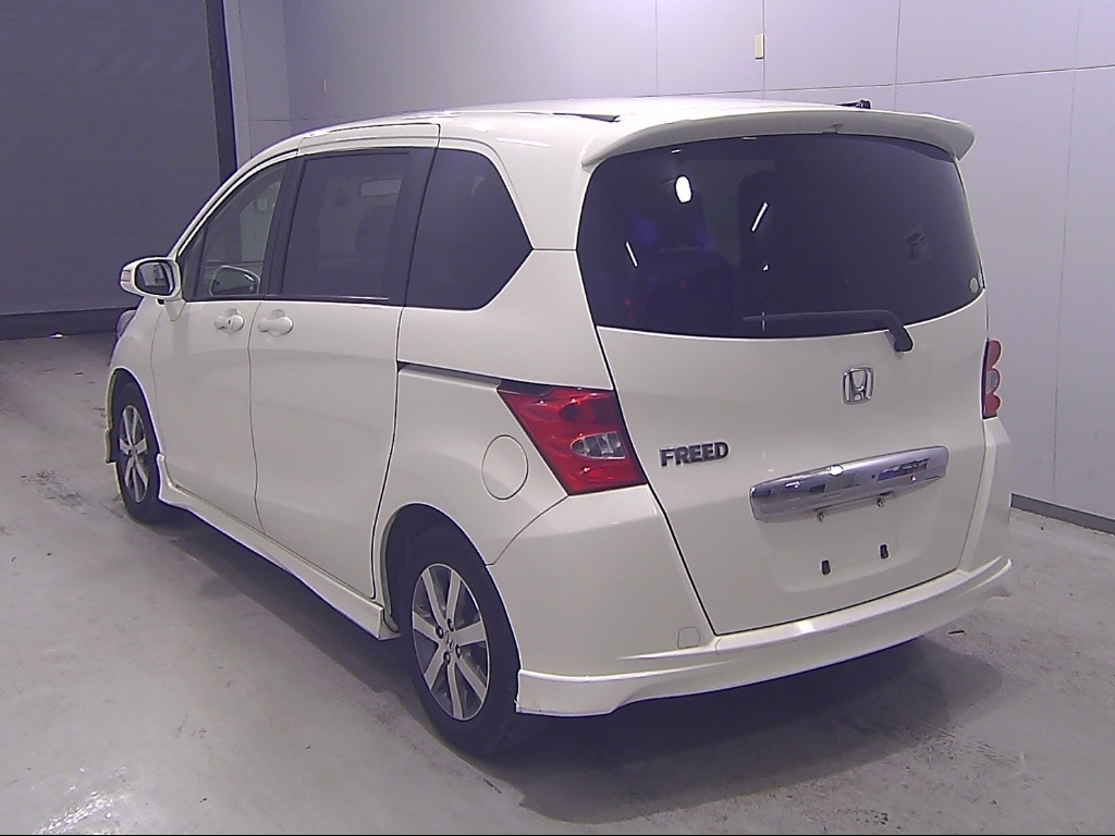 HONDA FREED
