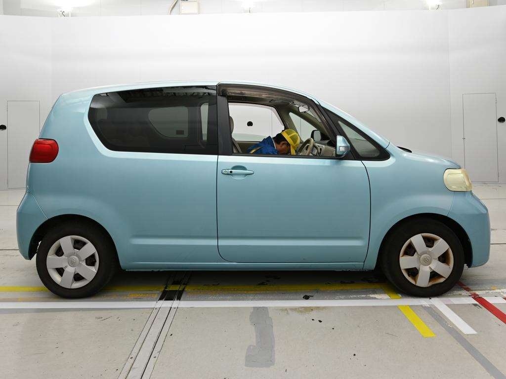 TOYOTA PORTE