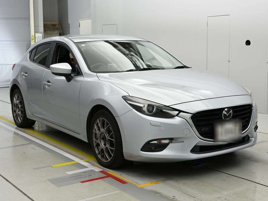 MAZDA AXELA