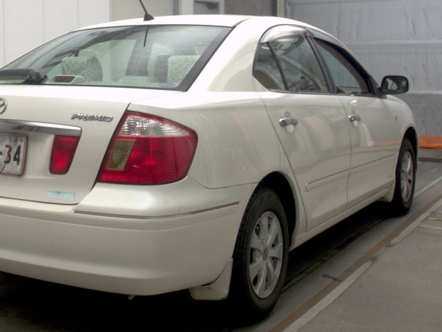 TOYOTA PREMIO