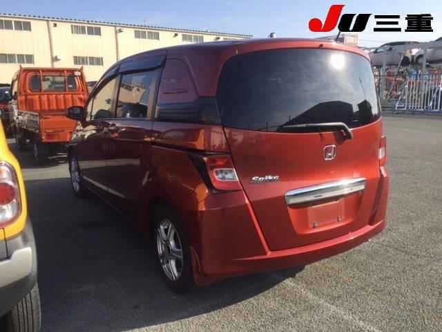HONDA FREED SPIKE
