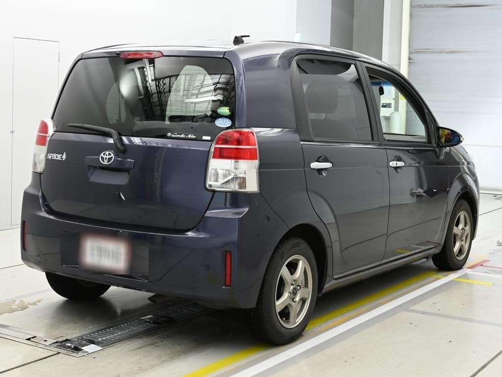 TOYOTA SPADE