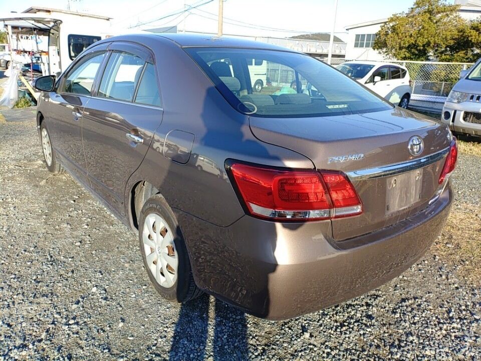 TOYOTA PREMIO