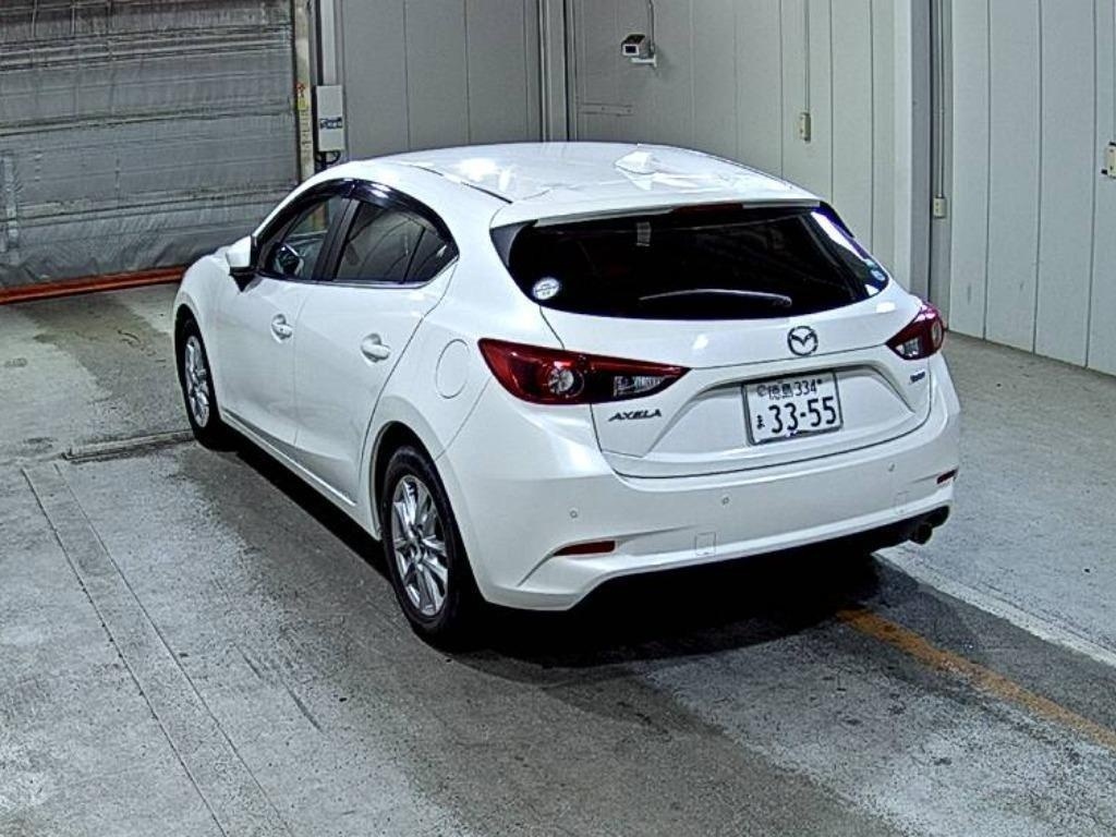 MAZDA AXELA