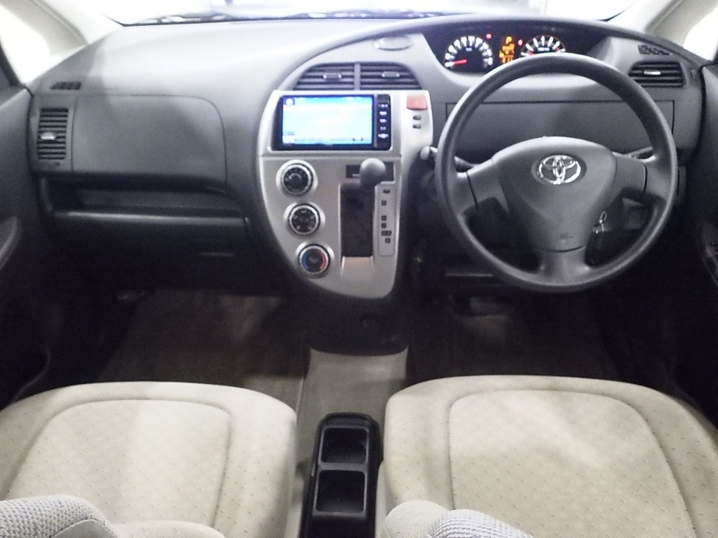 TOYOTA RACTIS