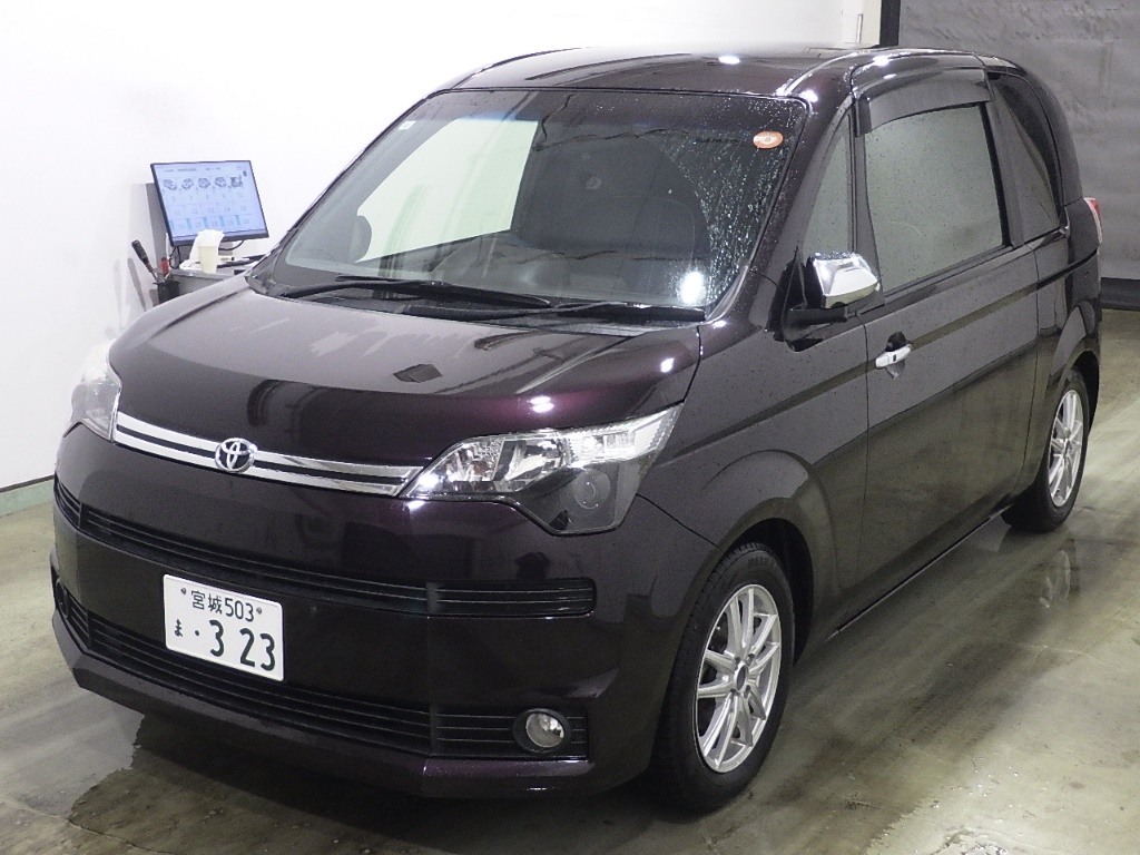 TOYOTA SPADE