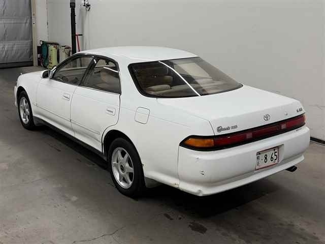TOYOTA MARK II