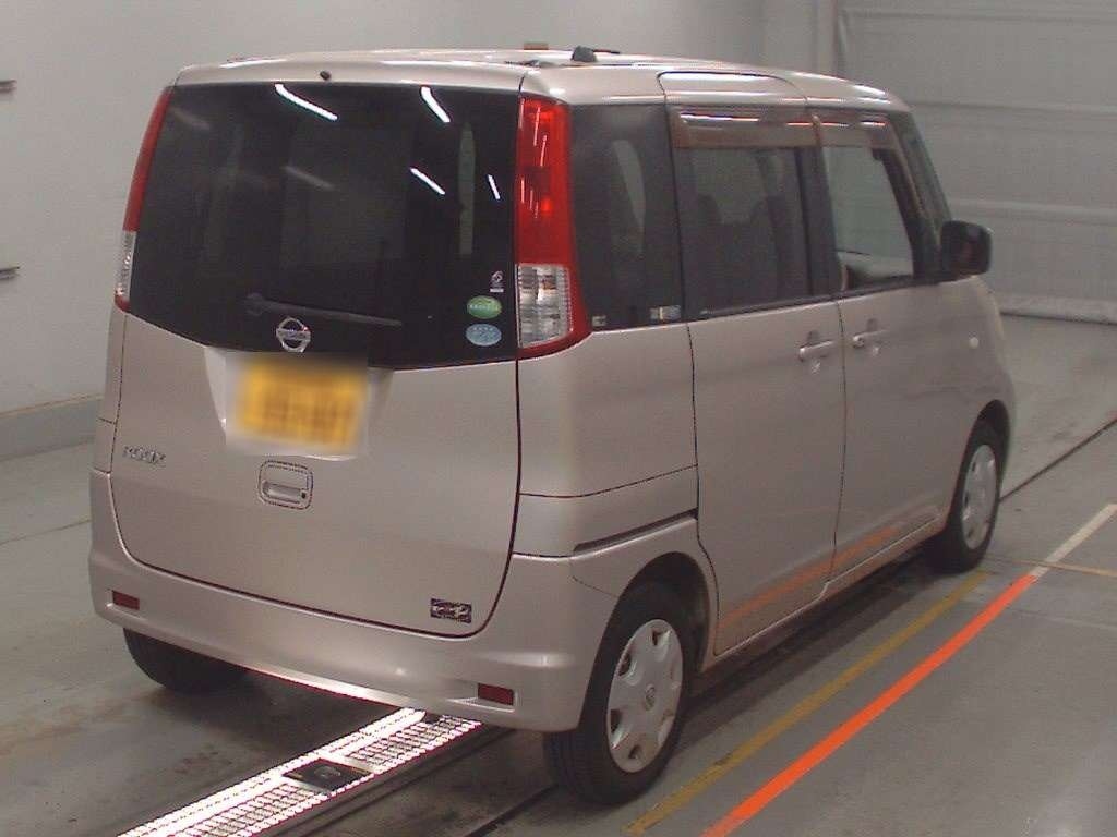 NISSAN ROOX