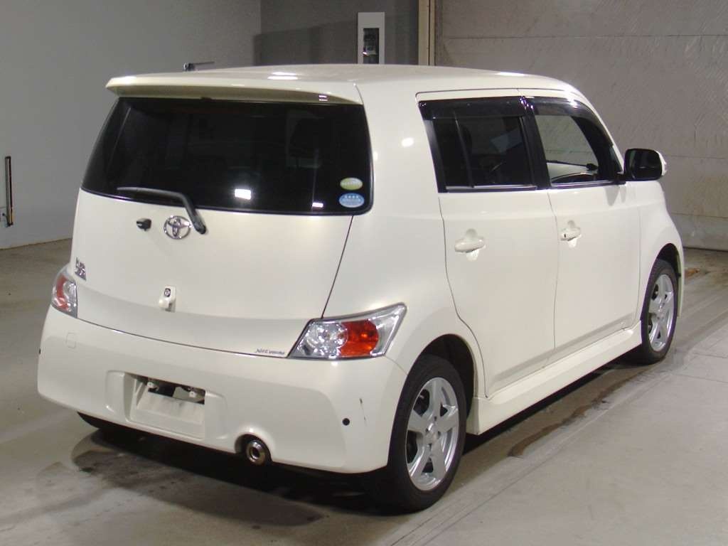 TOYOTA BB